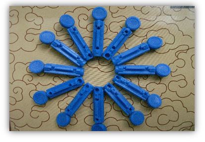 LANCETTE PUNGIDITO WELLION LANCET GAUGE 28 25 PEZZI - Farmadillo