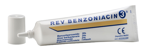 REV BENZONIACIN 3 CREMA 30 ML - Farmadillo