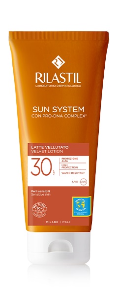 RILASTIL SUN SYSTEM PHOTO PROTECTION TERAPY LATTE VELLUTANTE SPF 30 200 ML - Farmadillo